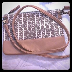 Manaola Crossbody Bag
